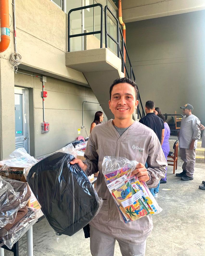 Entrega Kit Escolar Foemsoma 2026